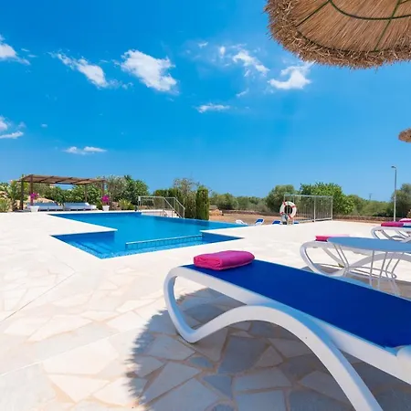 New! Villa